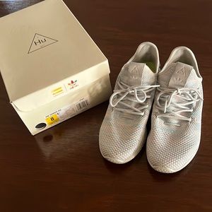 Adidas Pharrell Williams Tennis Hu light blue
